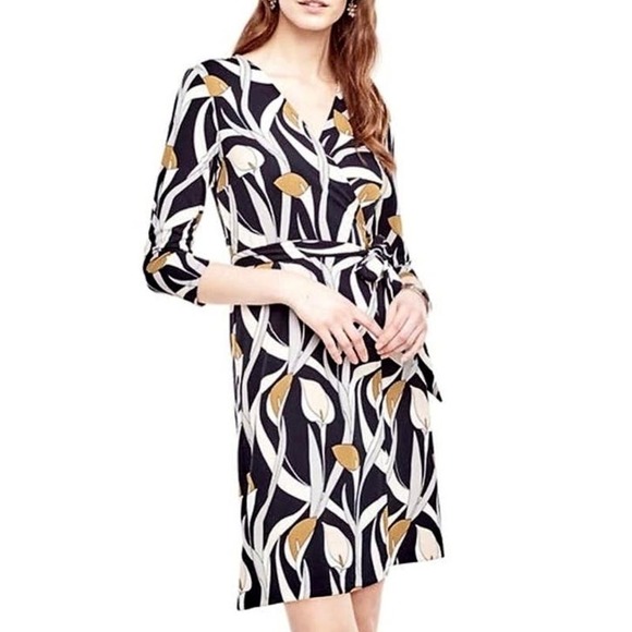 Ann Taylor Real Wrap Dress Size 4 Calia Flowers - Picture 1 of 8